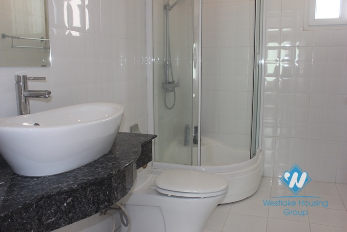 2 bedrooms apartment for lease in Dang Thai Mai street, Tay Ho, Hanoi